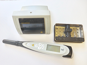 レーザー式むし歯検査器